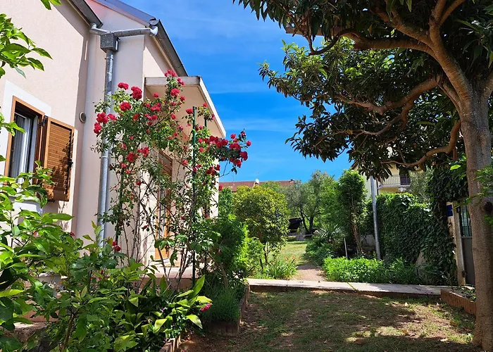 Vikendica Artic Sveti Filip i Jakov